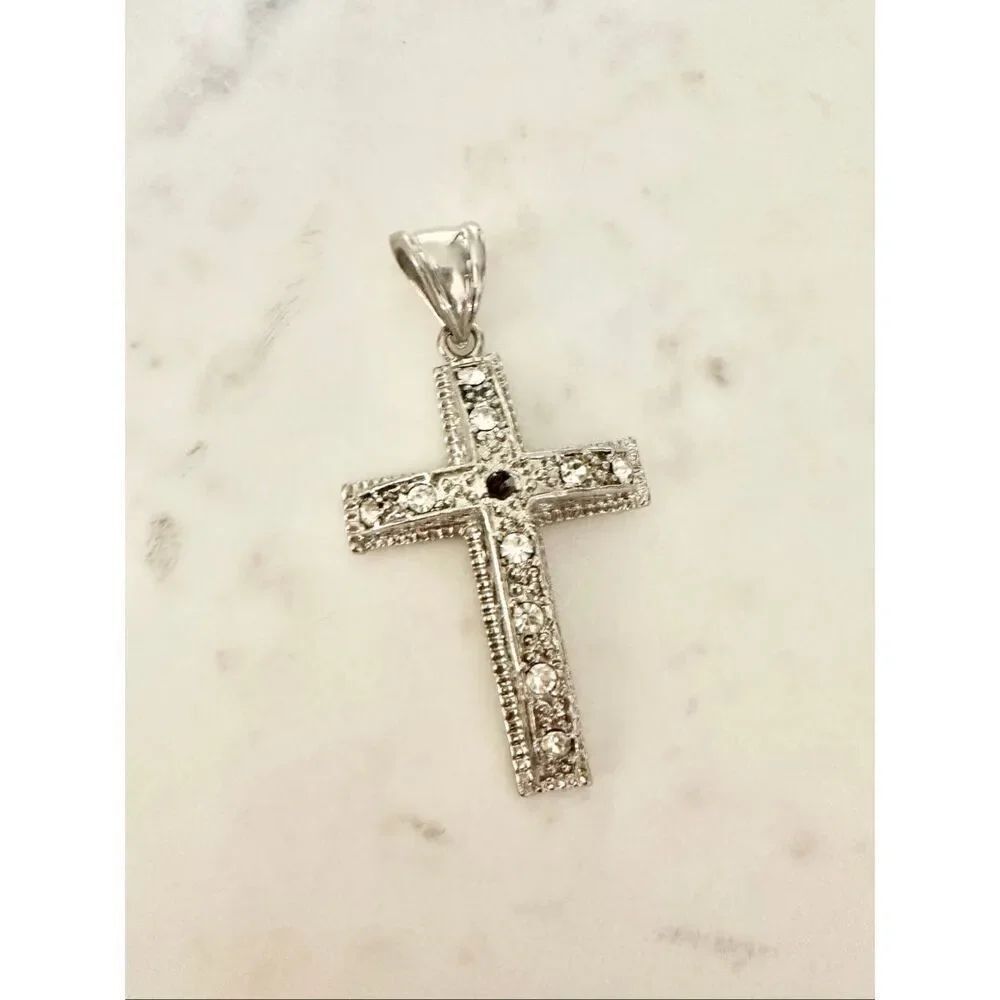 Large cross necklace pendant